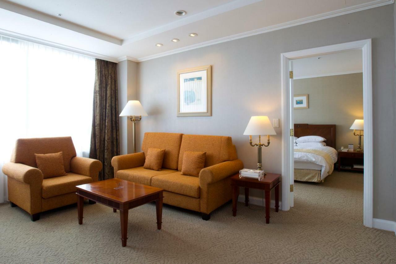 High1 Palace Hotel And Cc Jeongseon Exterior foto